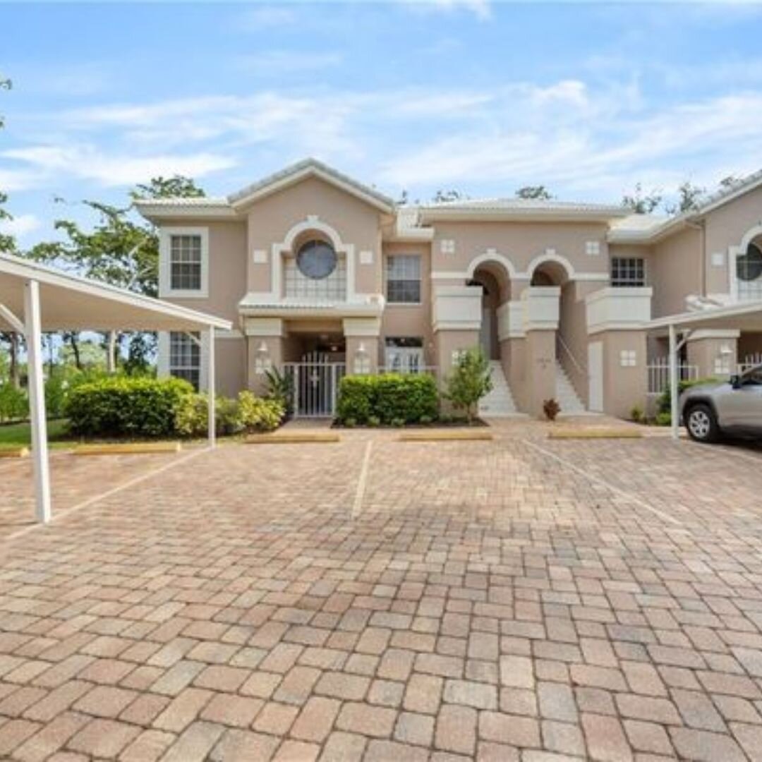 vanderbilt lakes bonita springs community